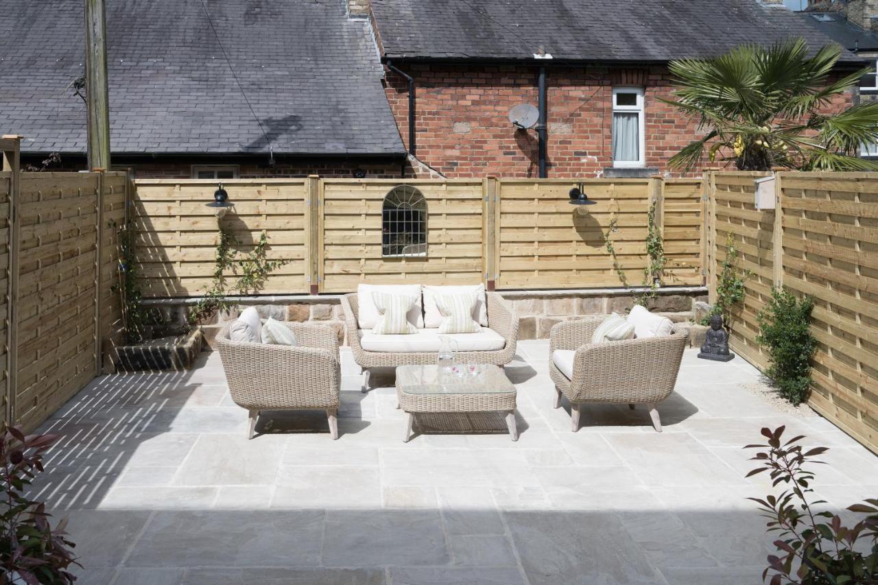 Townhouse By Harrogate Serviced Apartments Exterior foto