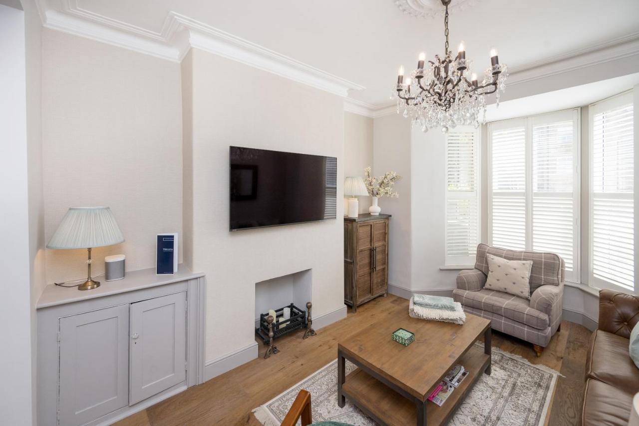 Townhouse By Harrogate Serviced Apartments Exterior foto